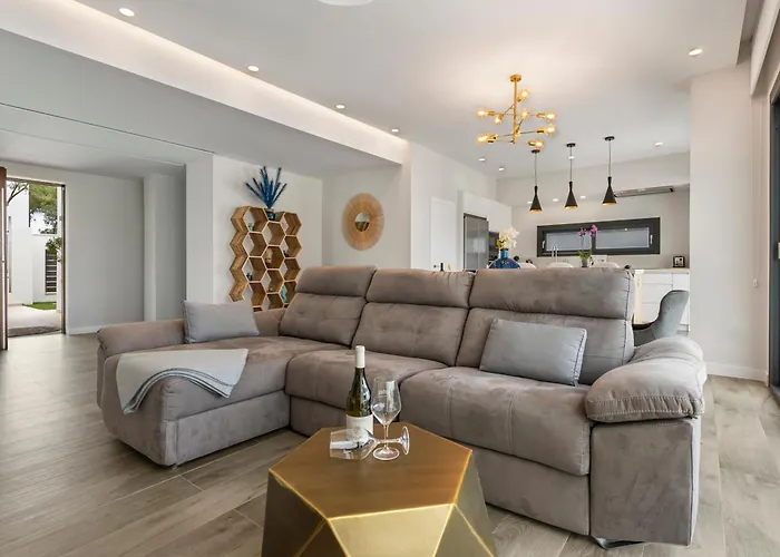 Вілла Paradisus Golf & Wellnes *