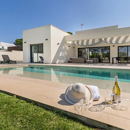 Villa Paradisus Golf & Wellnes